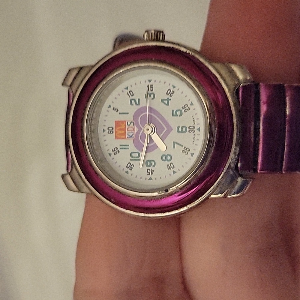 McKids Watch Vintage Stretch Band with new battery